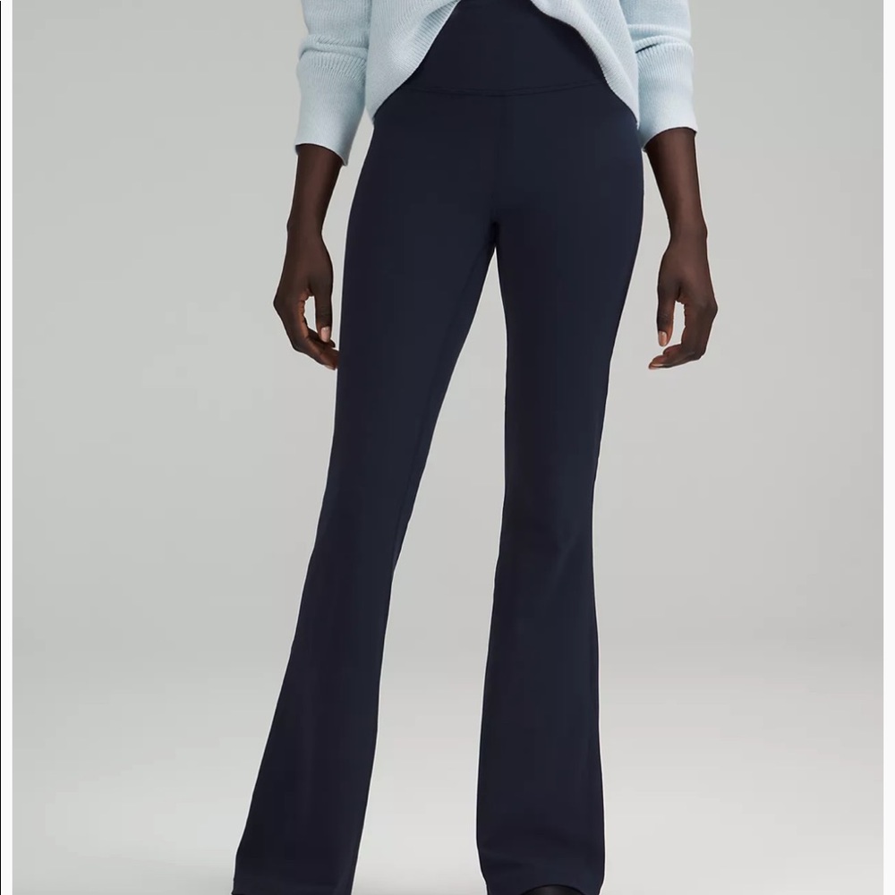 Lululemon Groove Super-High-Rise Flared Pant Nulu